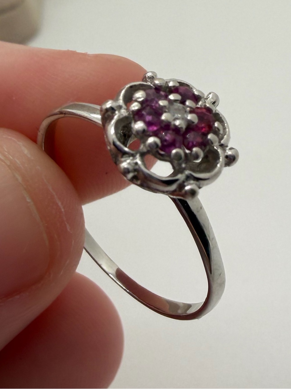 Vintage petite 14kt gold ruby ring size 7.5